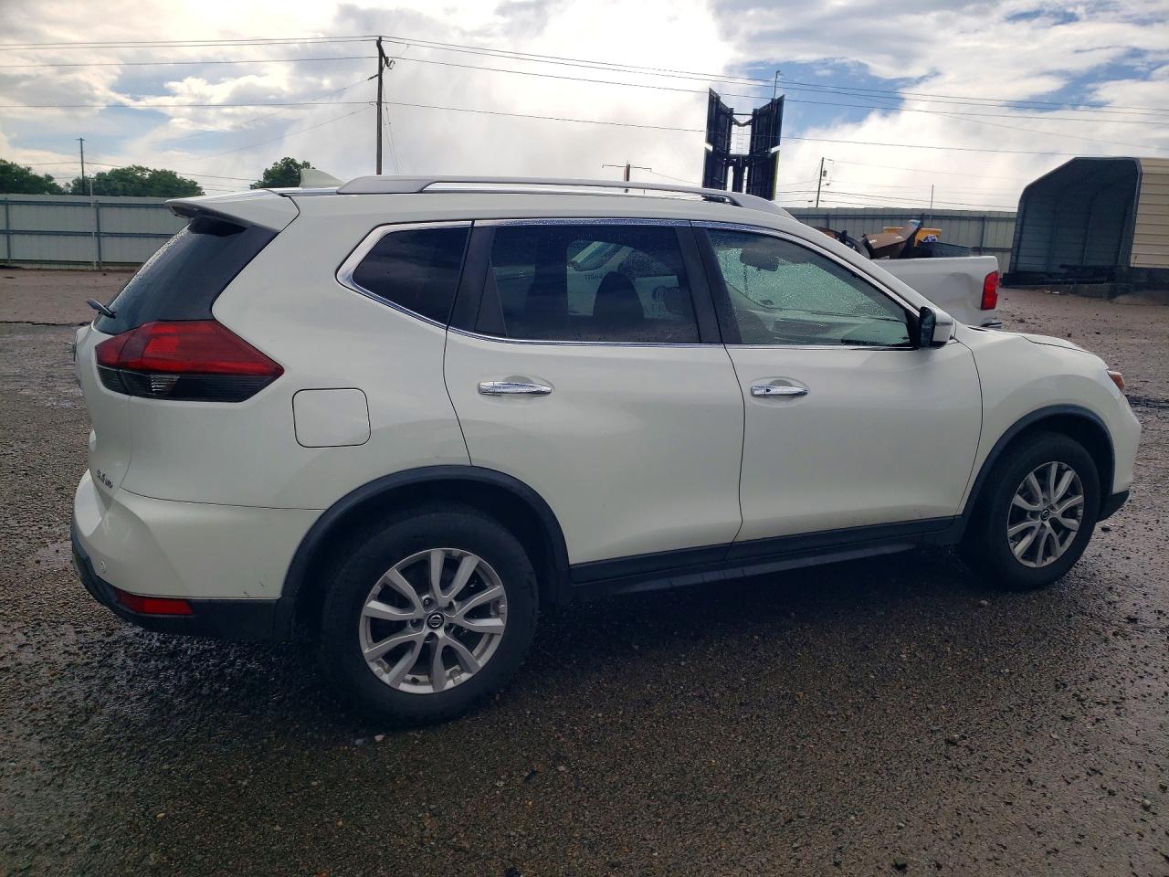 Nissan Rogue Sv