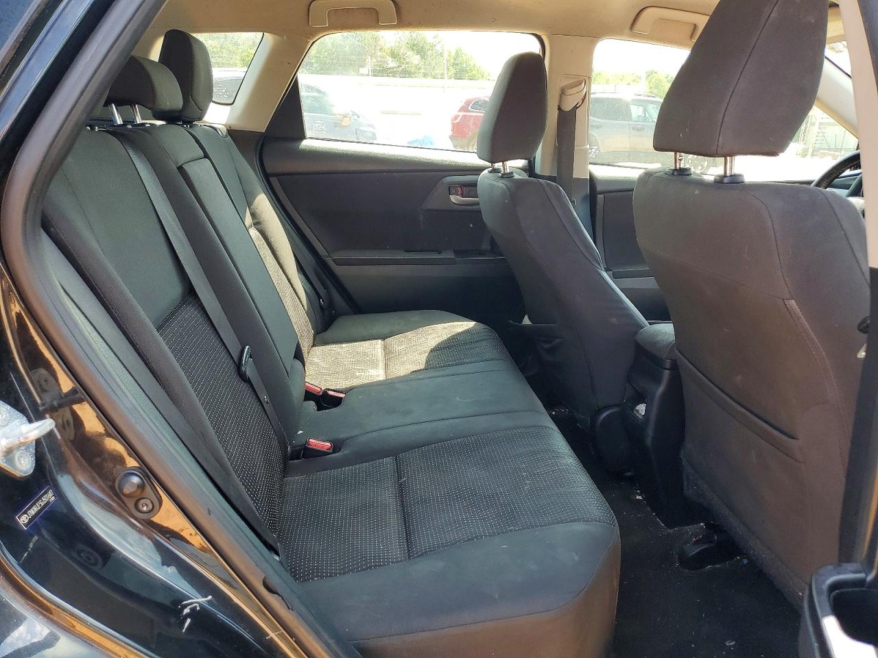 Scion iM Base