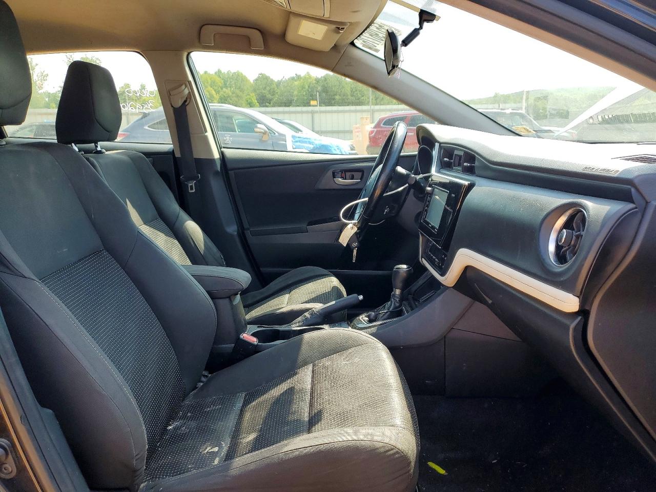 Scion iM Base