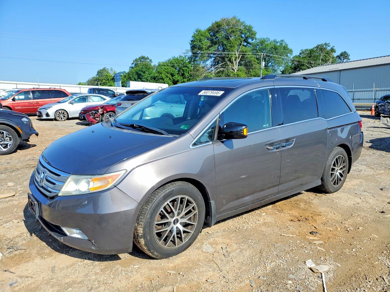 Salvage Honda Odyssey Image