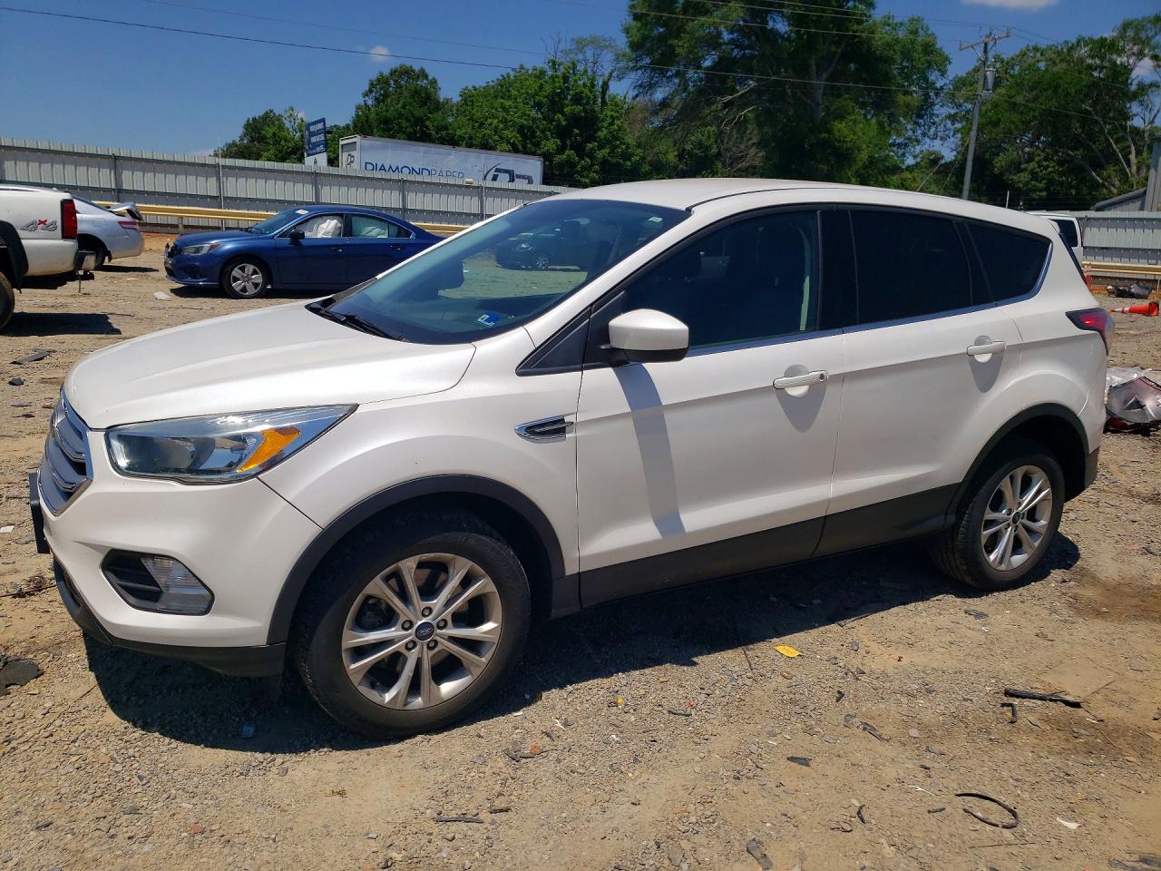 Salvage Ford Escape Image