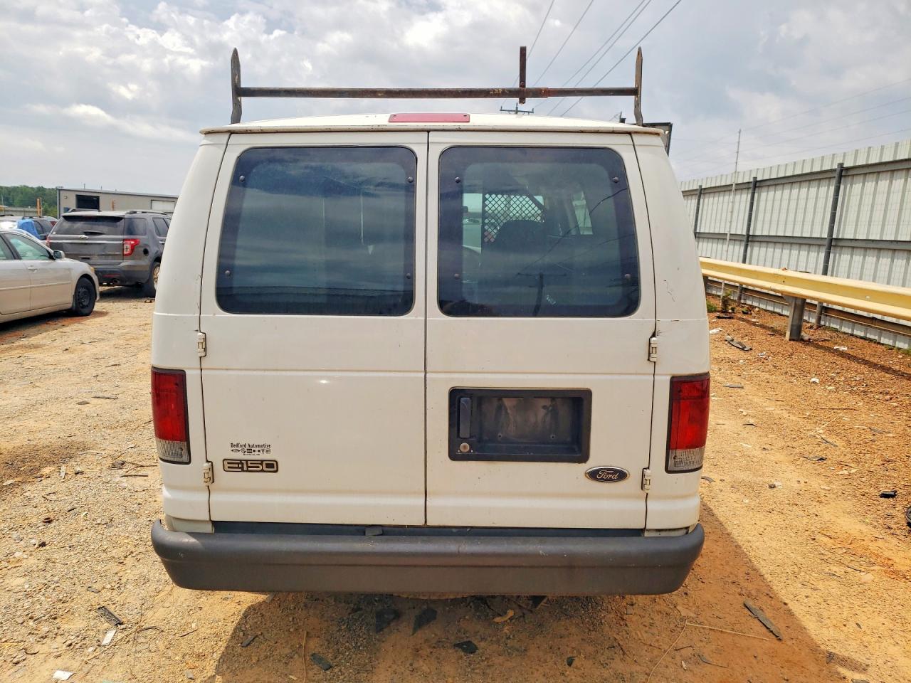 Ford Econoline E150 Van
