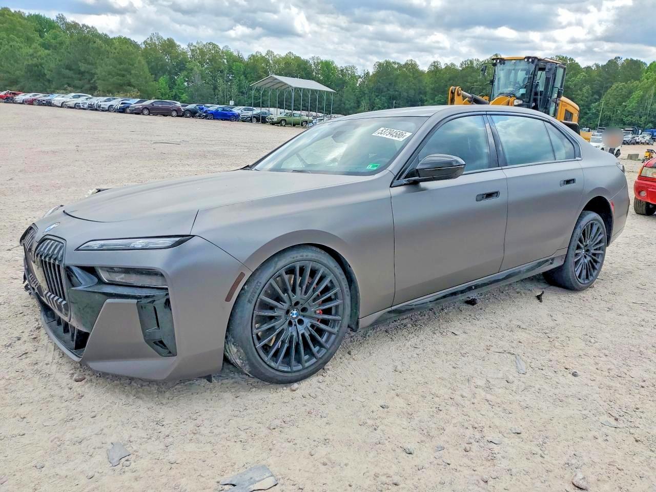 Salvage BMW 7 Series Image