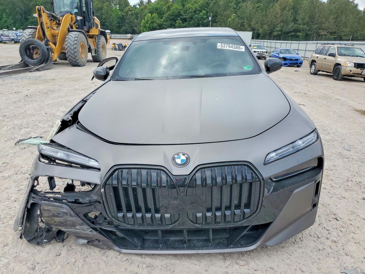 BMW 7 Series Xi