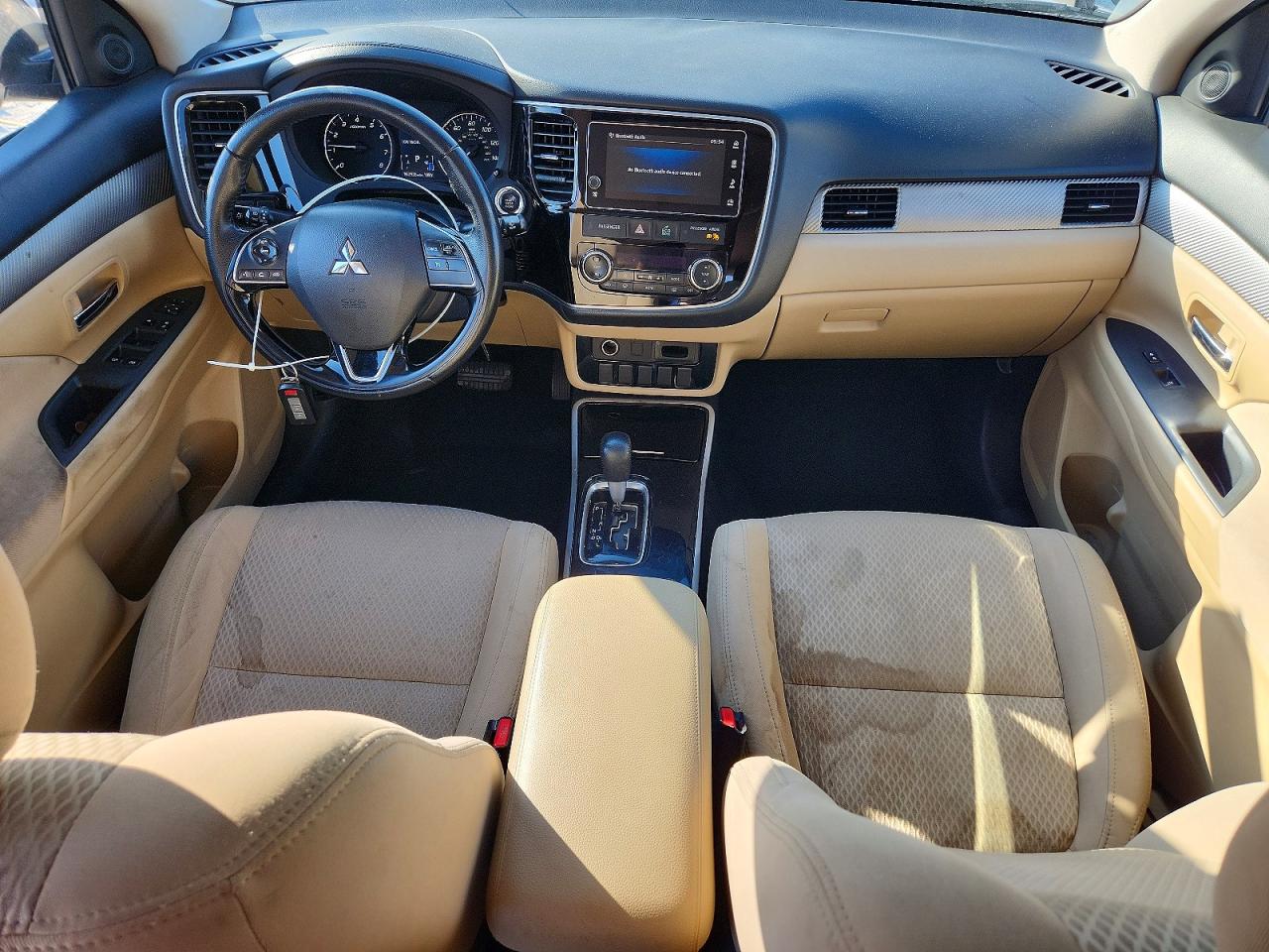 Mitsubishi Outlander Se