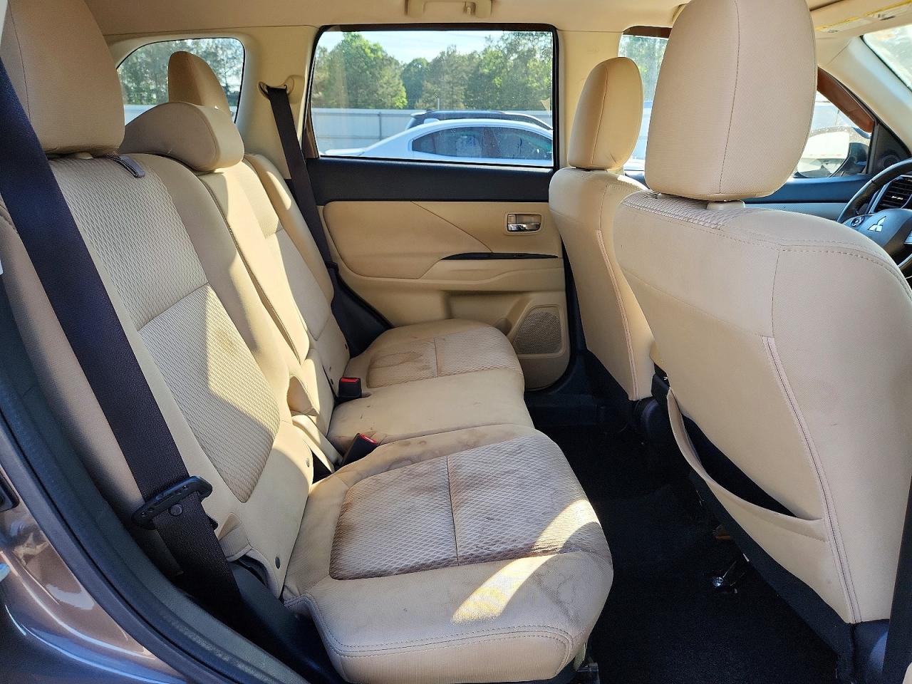 Mitsubishi Outlander Se