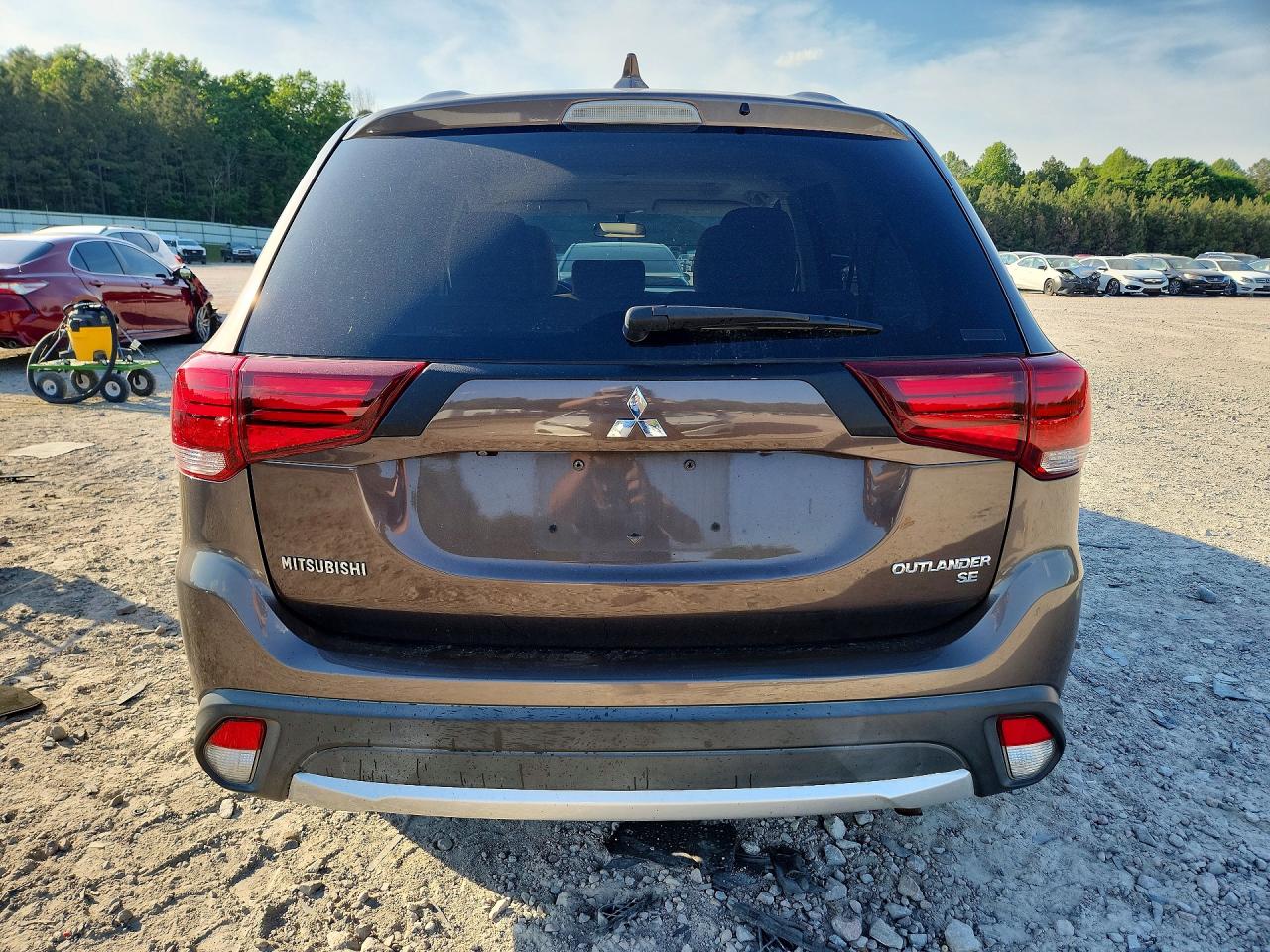 Mitsubishi Outlander Se
