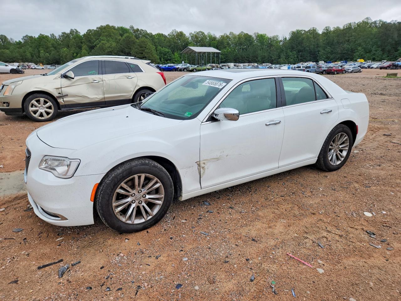 Salvage Chrysler 300 Image