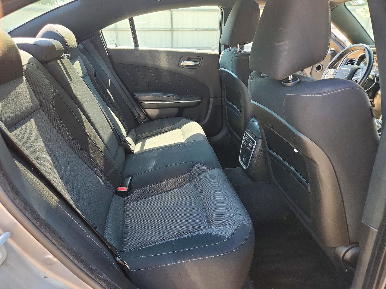 Dodge Charger Sxt