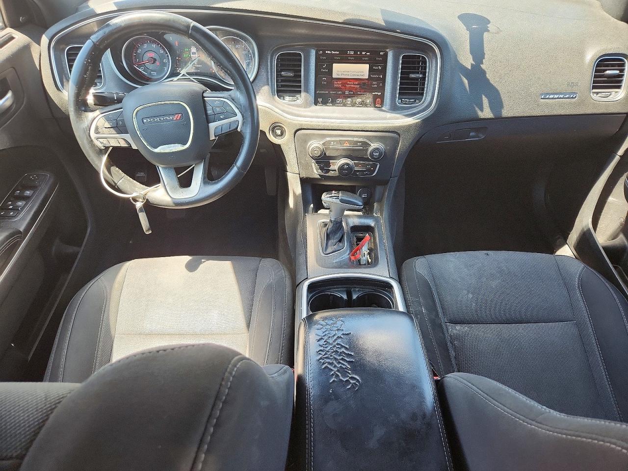 Dodge Charger Sxt