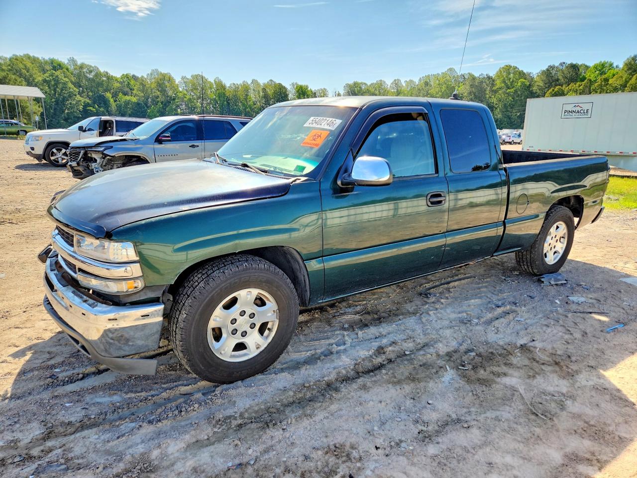 Salvage Chevrolet Silverado Image