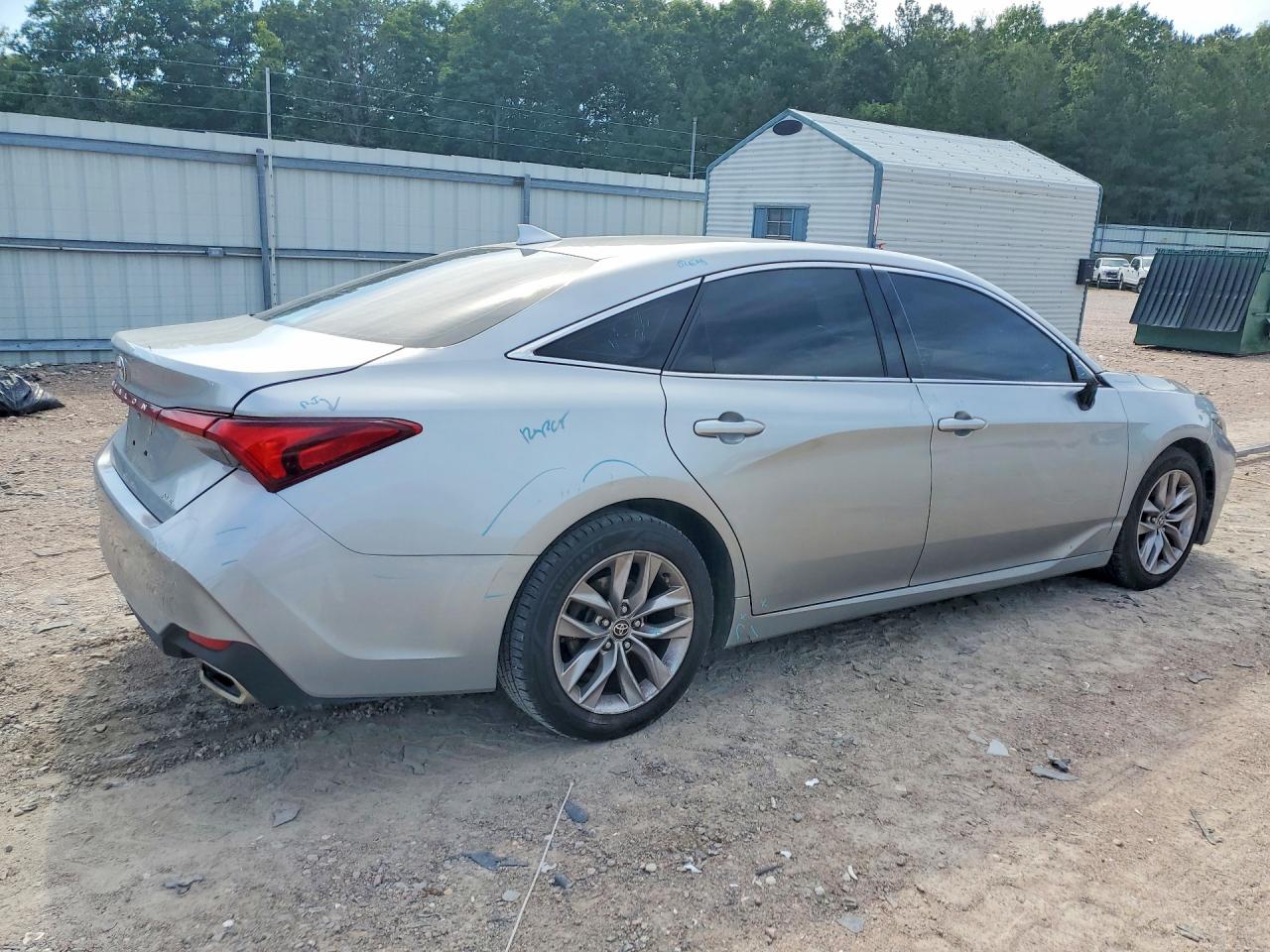 Toyota Avalon Xle