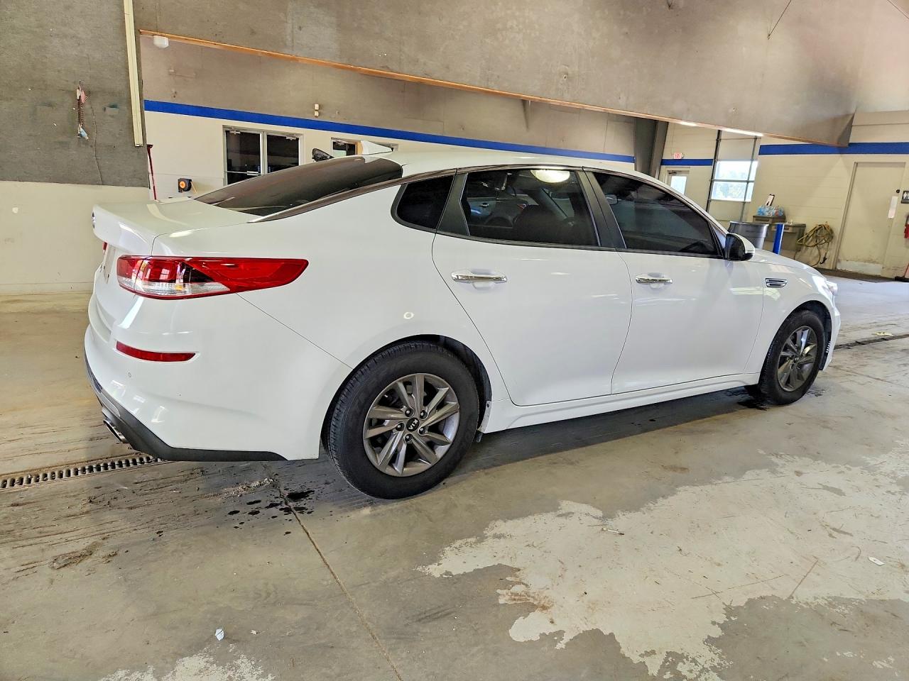 Kia Optima Lx