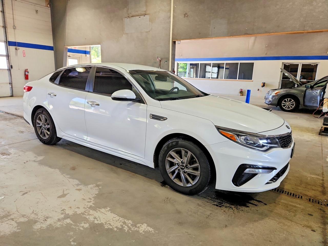 Kia Optima Lx
