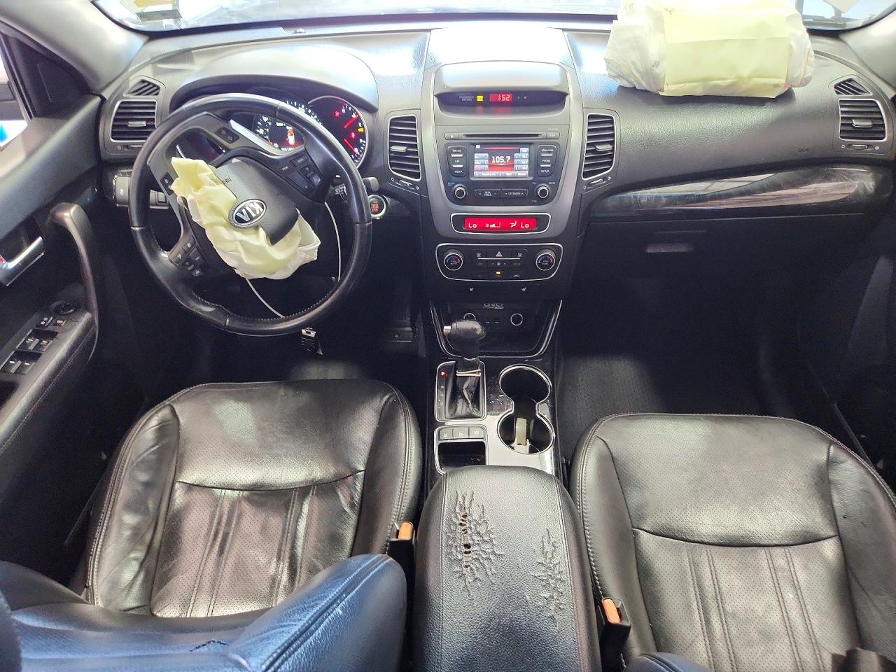 Kia Borrego