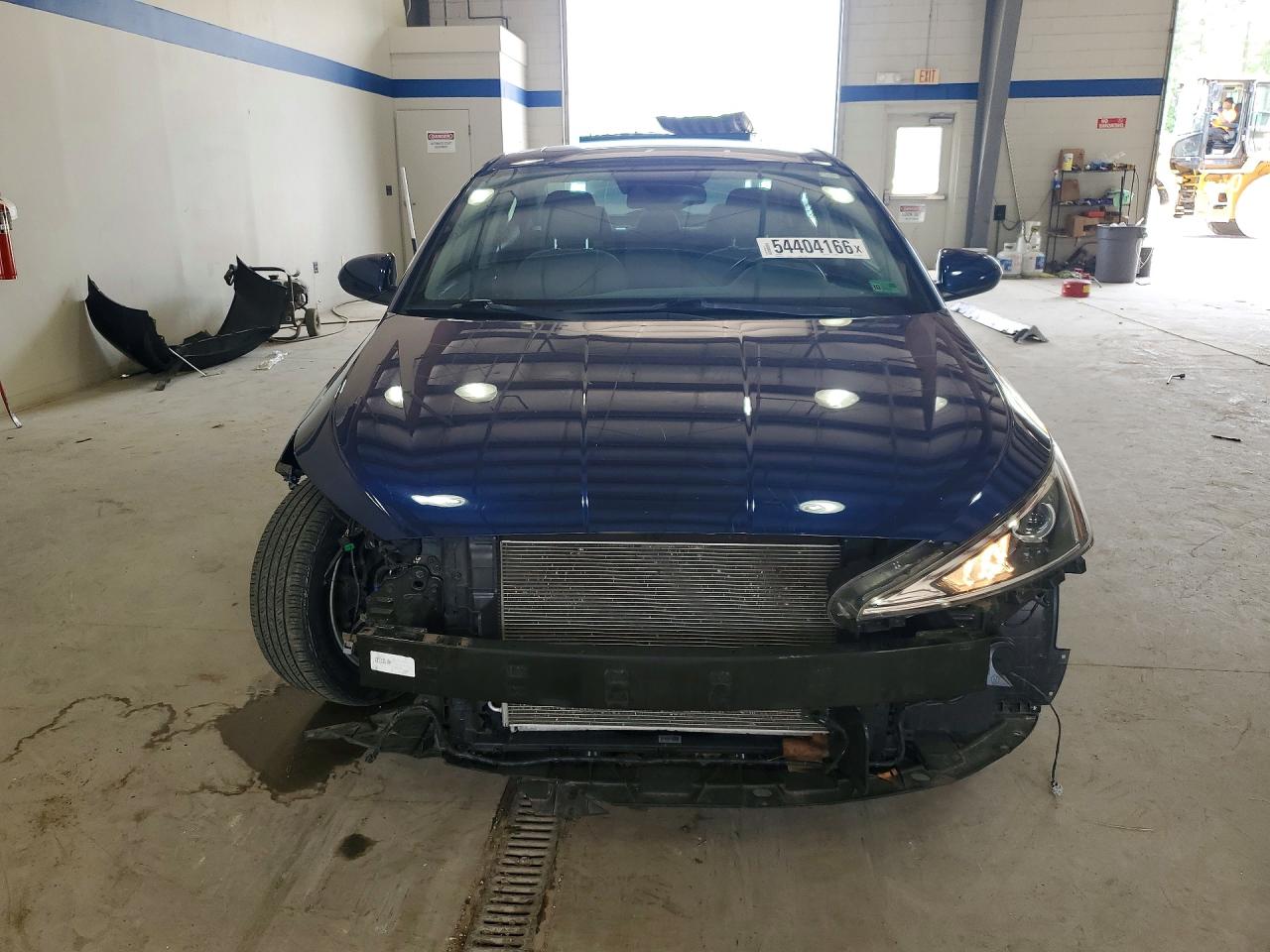 Hyundai ELANTRA Value Edition
