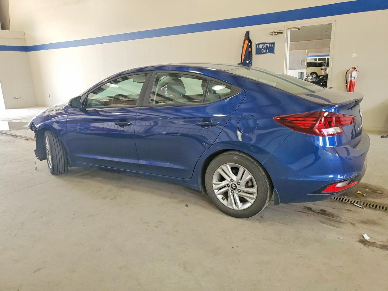 Hyundai ELANTRA Value Edition