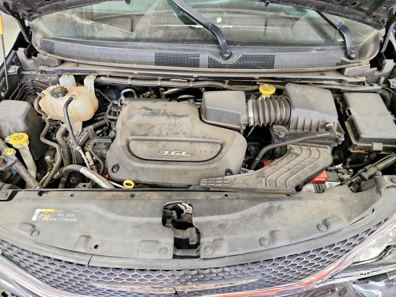 Chrysler Pacifica Touring L
