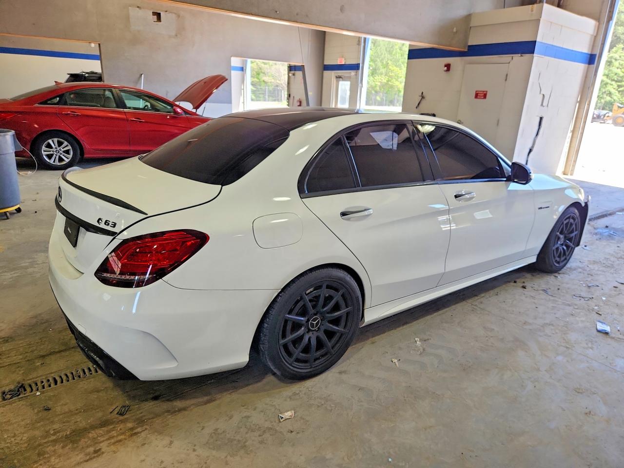 Mercedes-Benz C-Class 63 Amg