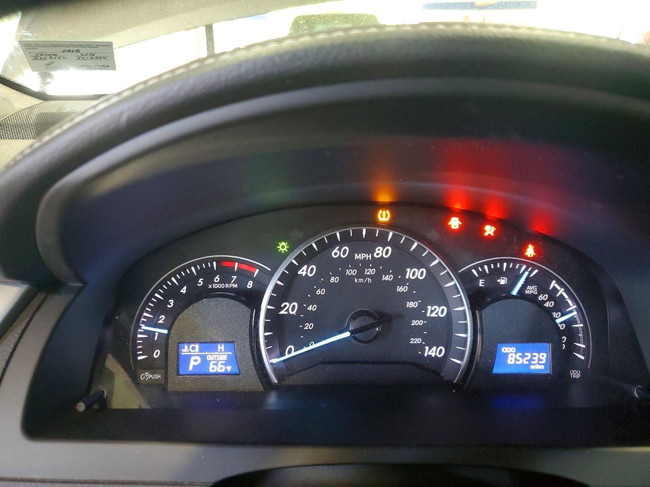 Toyota Camry Le