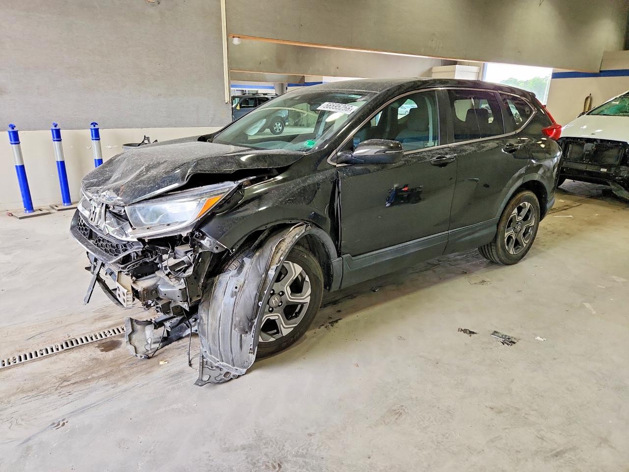 Salvage Honda Crv Image