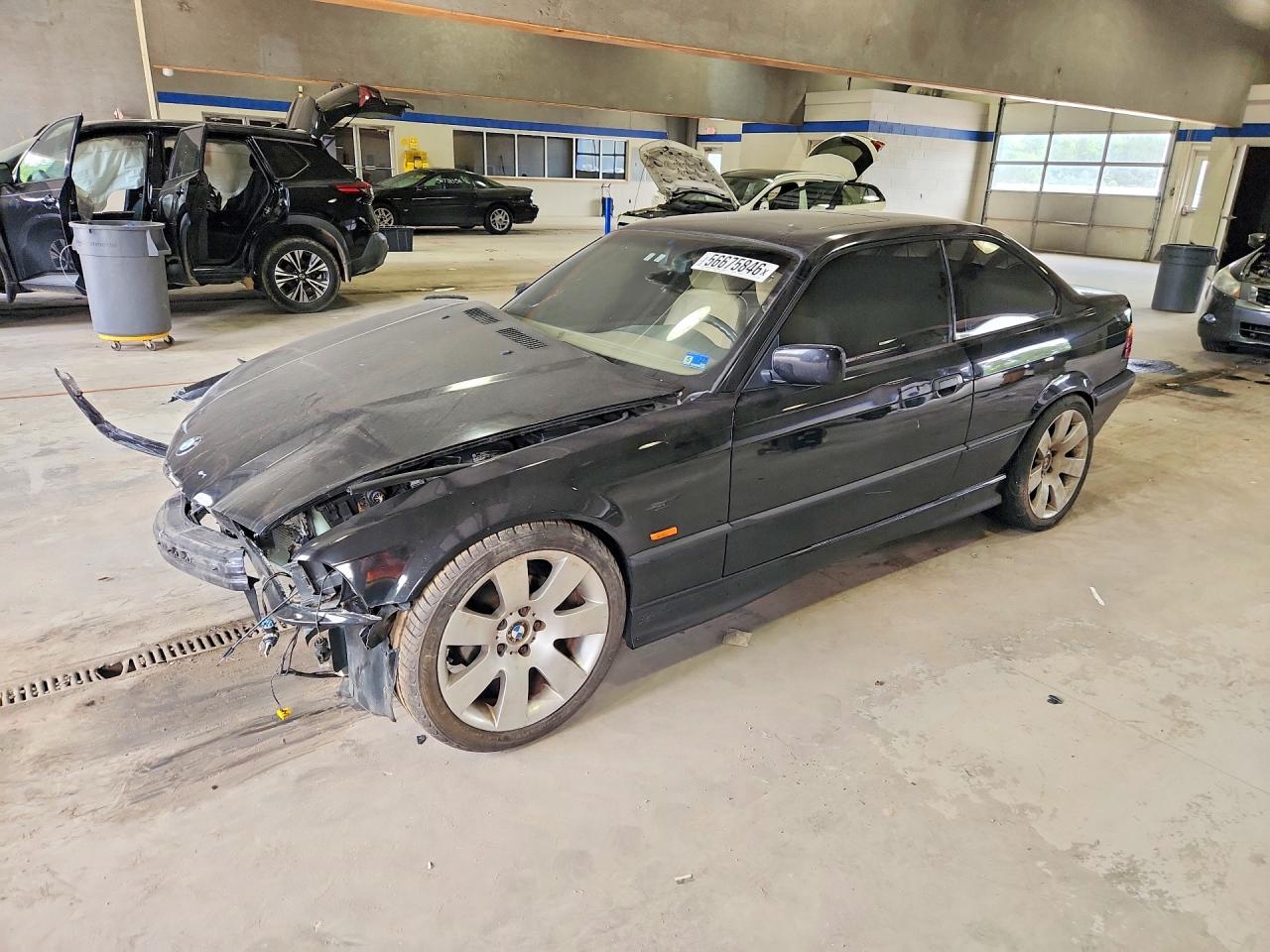 Salvage BMW 3 Series Image