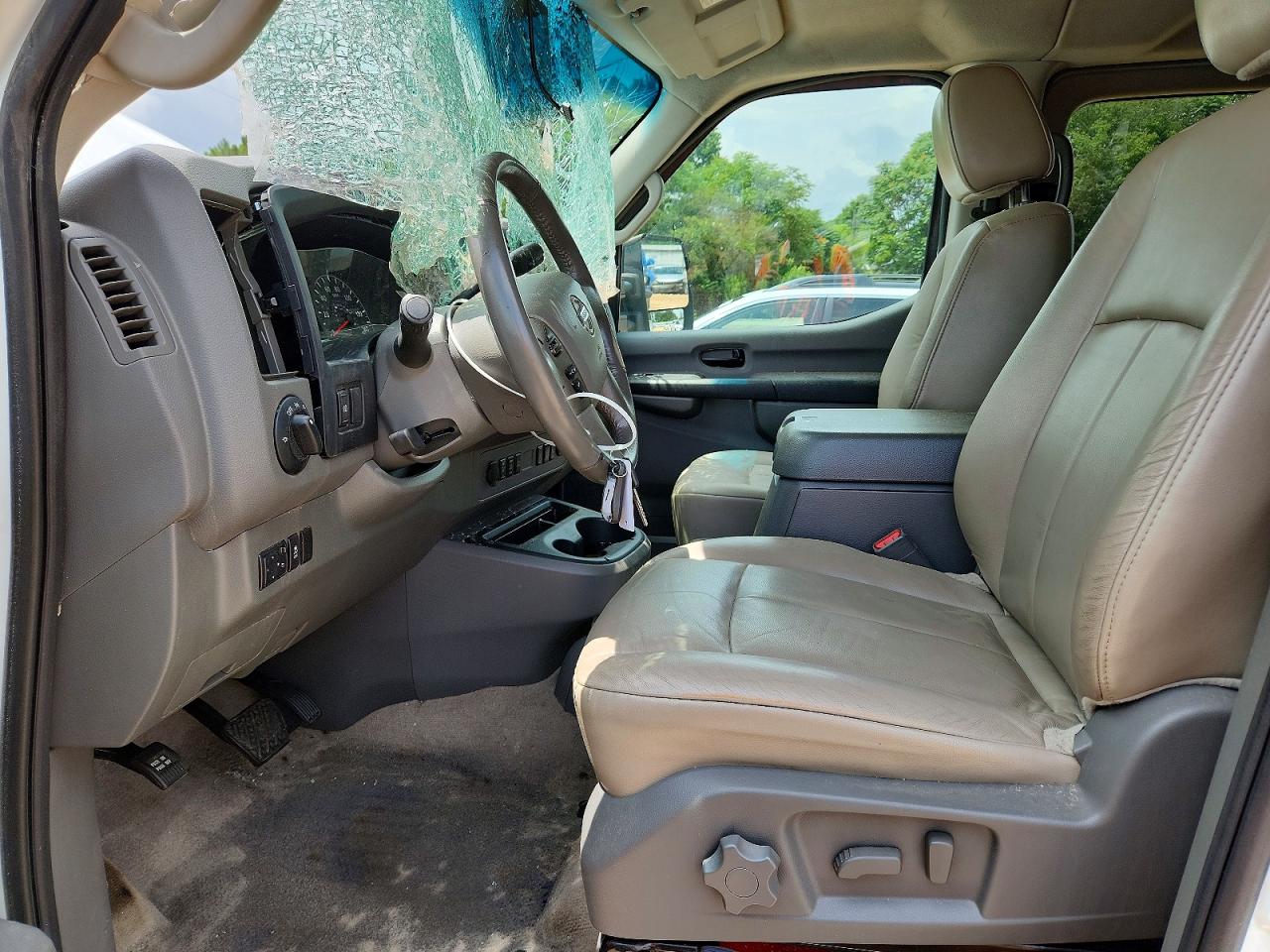 Nissan Nv 3500 Hd S