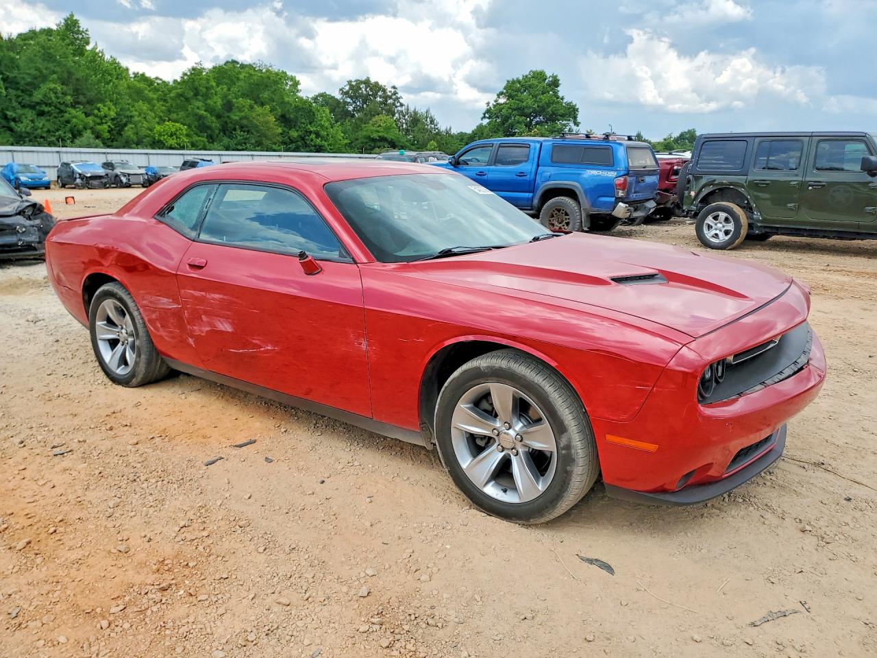 Dodge Challenger Sxt