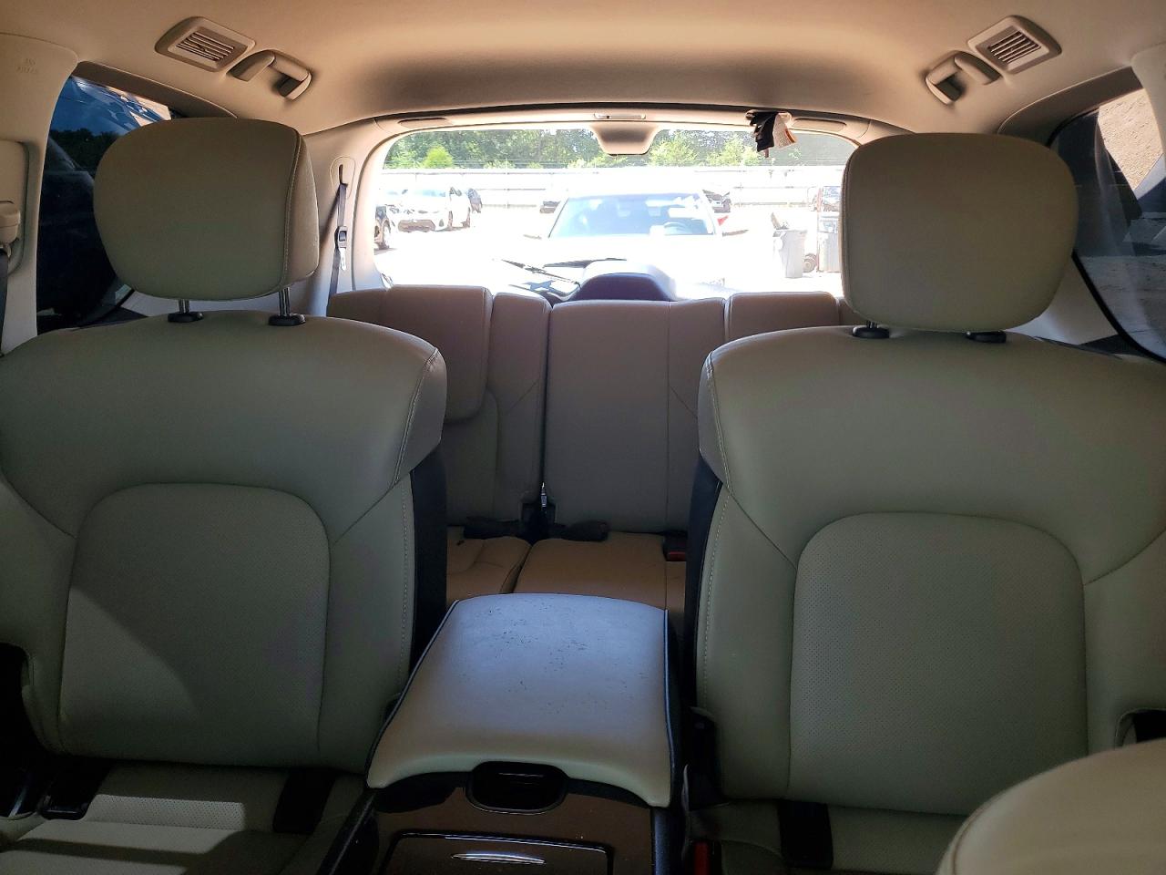 INFINITI Qx Premium Select