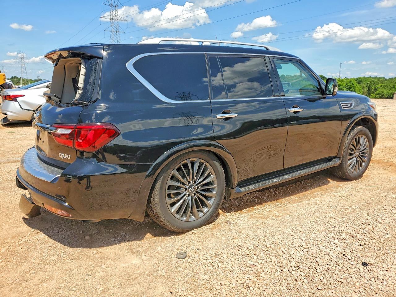 INFINITI Qx Premium Select