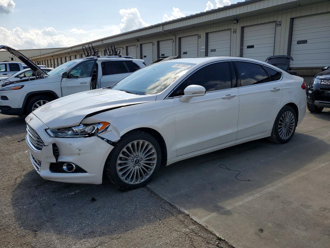 Salvage Ford Fusion Image