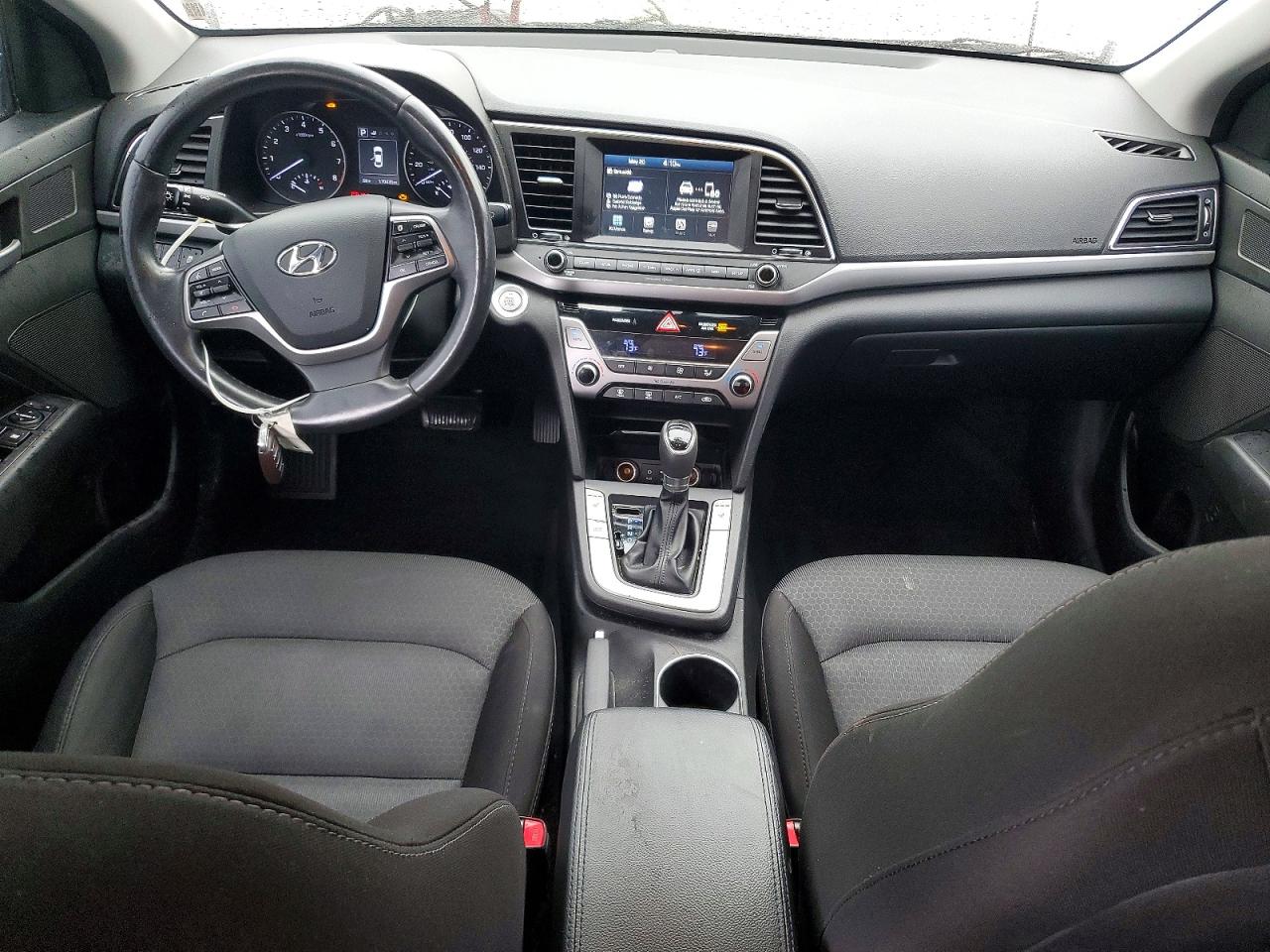 Hyundai ELANTRA Value Edition