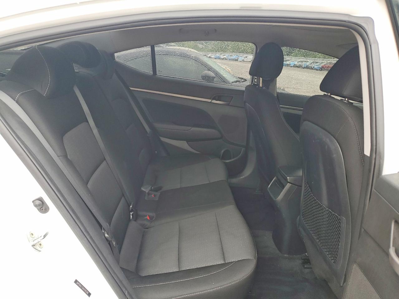 Hyundai ELANTRA Value Edition