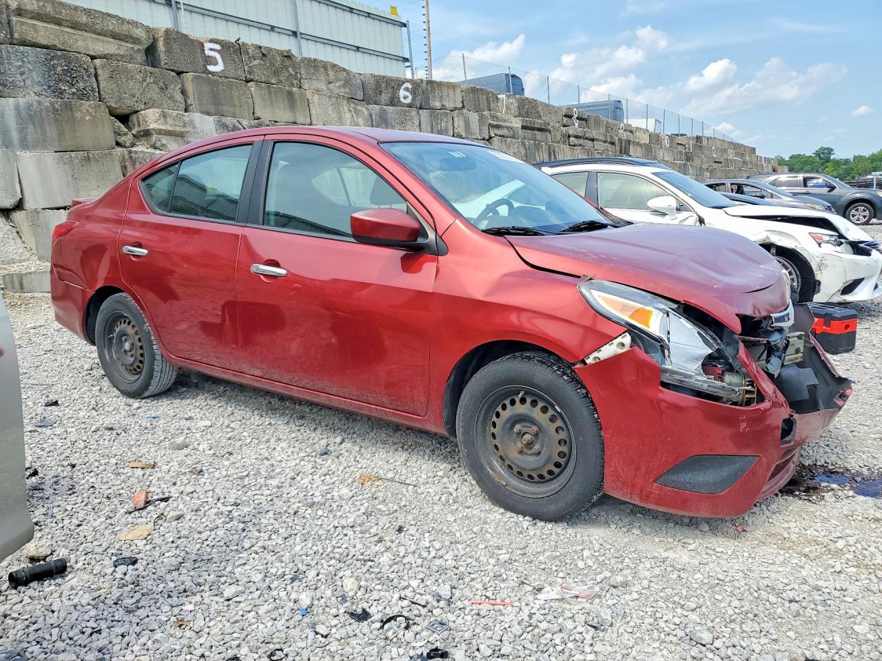 Nissan Versa 1.6 Sv