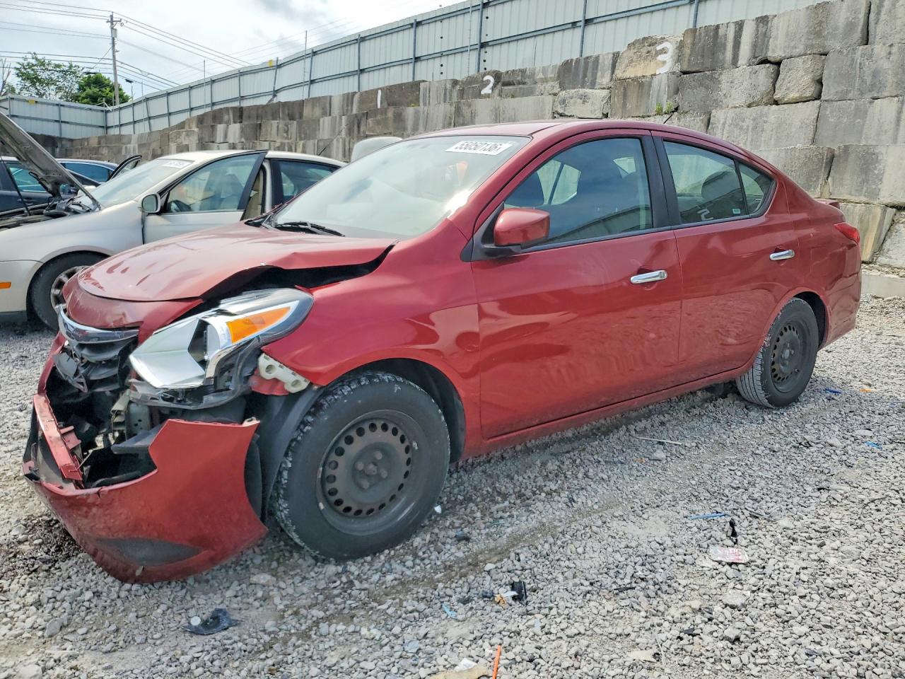 Salvage Nissan Versa Image