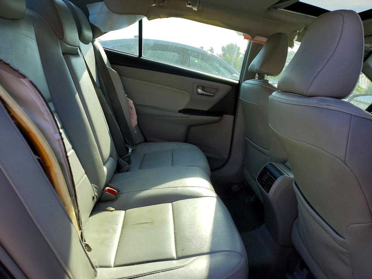 Toyota Camry Xle