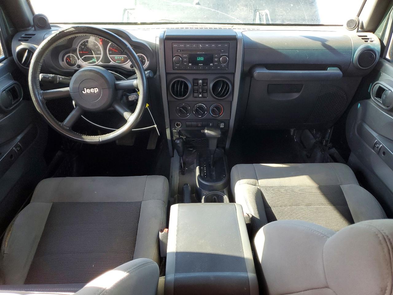 Jeep Wrangler Sport