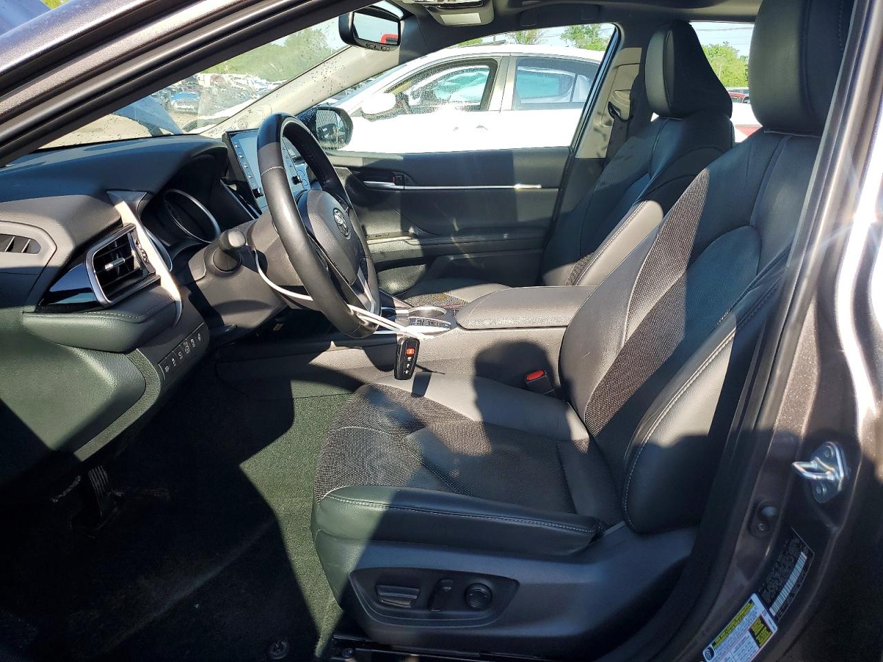 Toyota Camry Xle