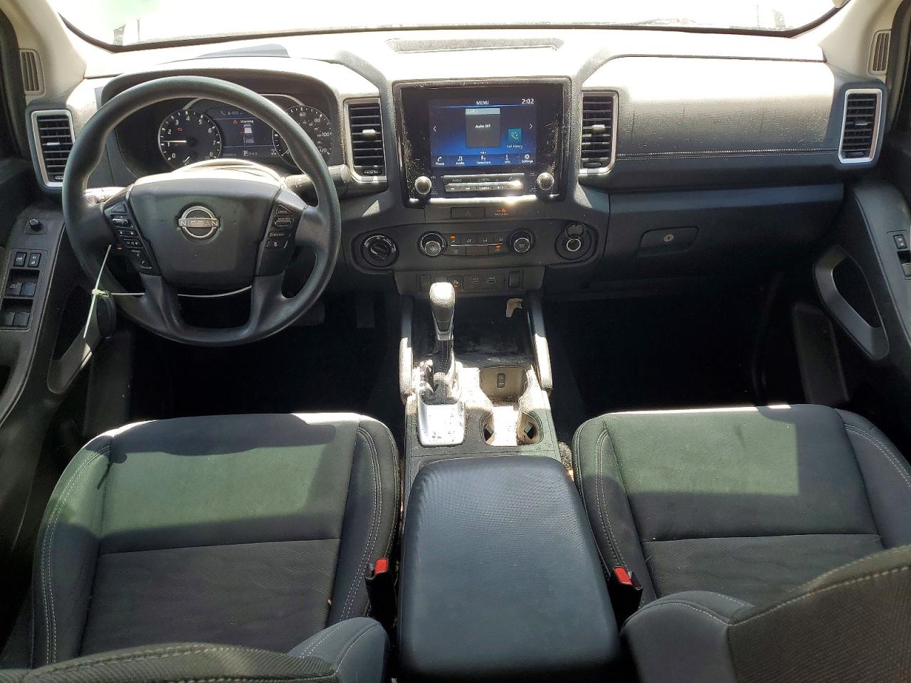 Nissan Frontier Sv