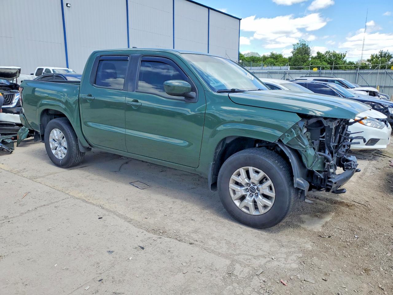 Nissan Frontier Sv