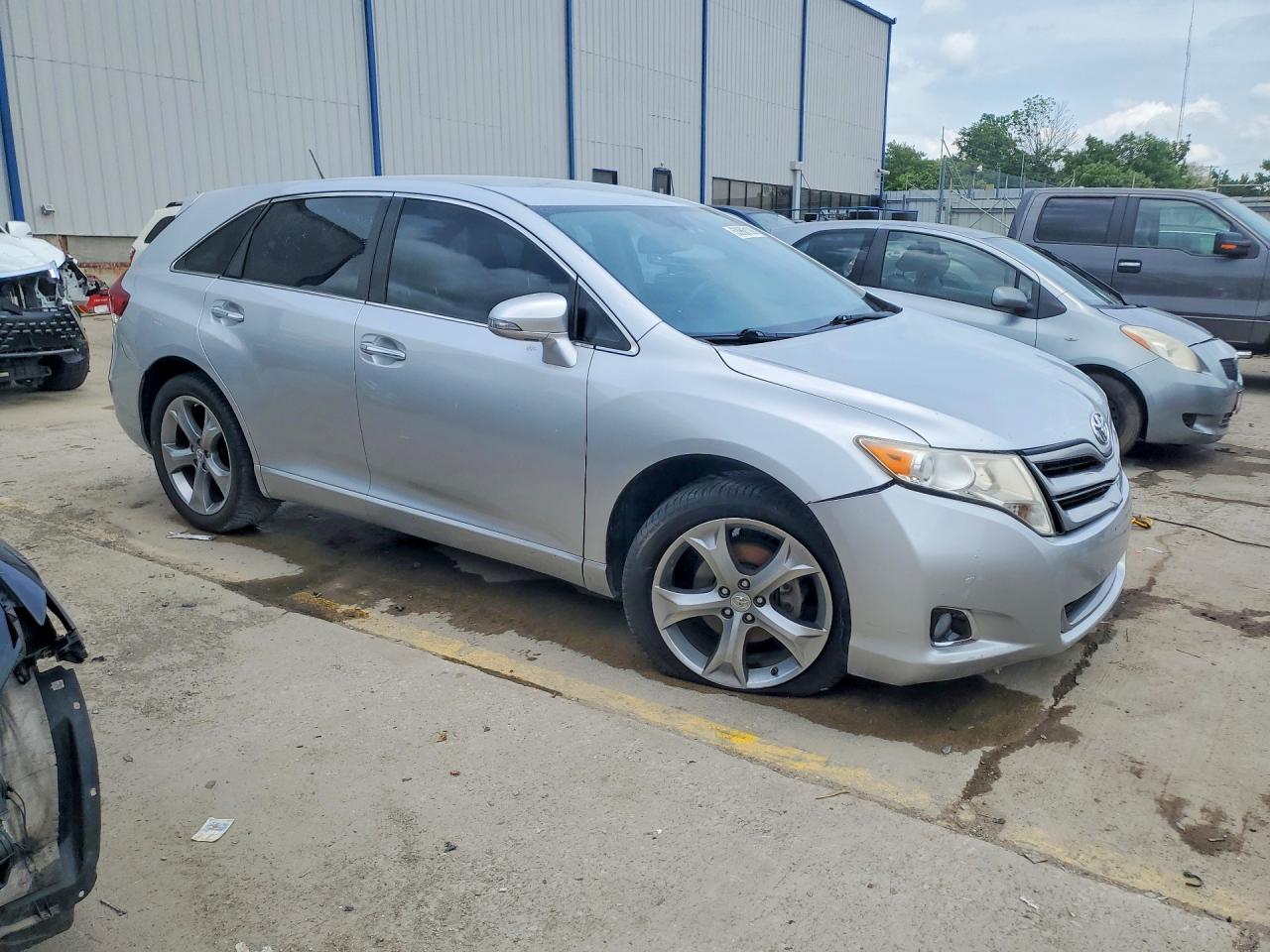 Toyota Venza Xle