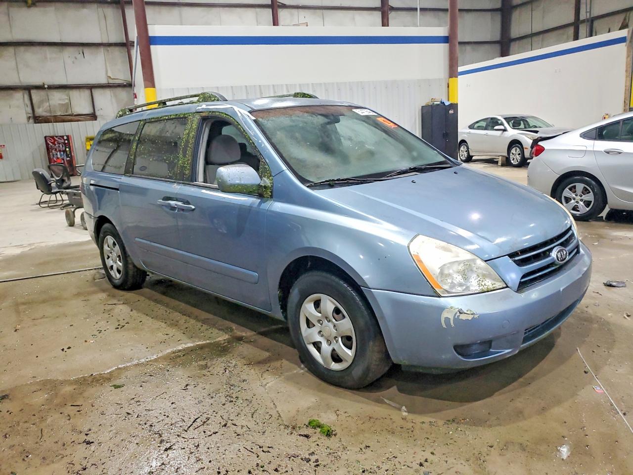 Kia Sedona Base