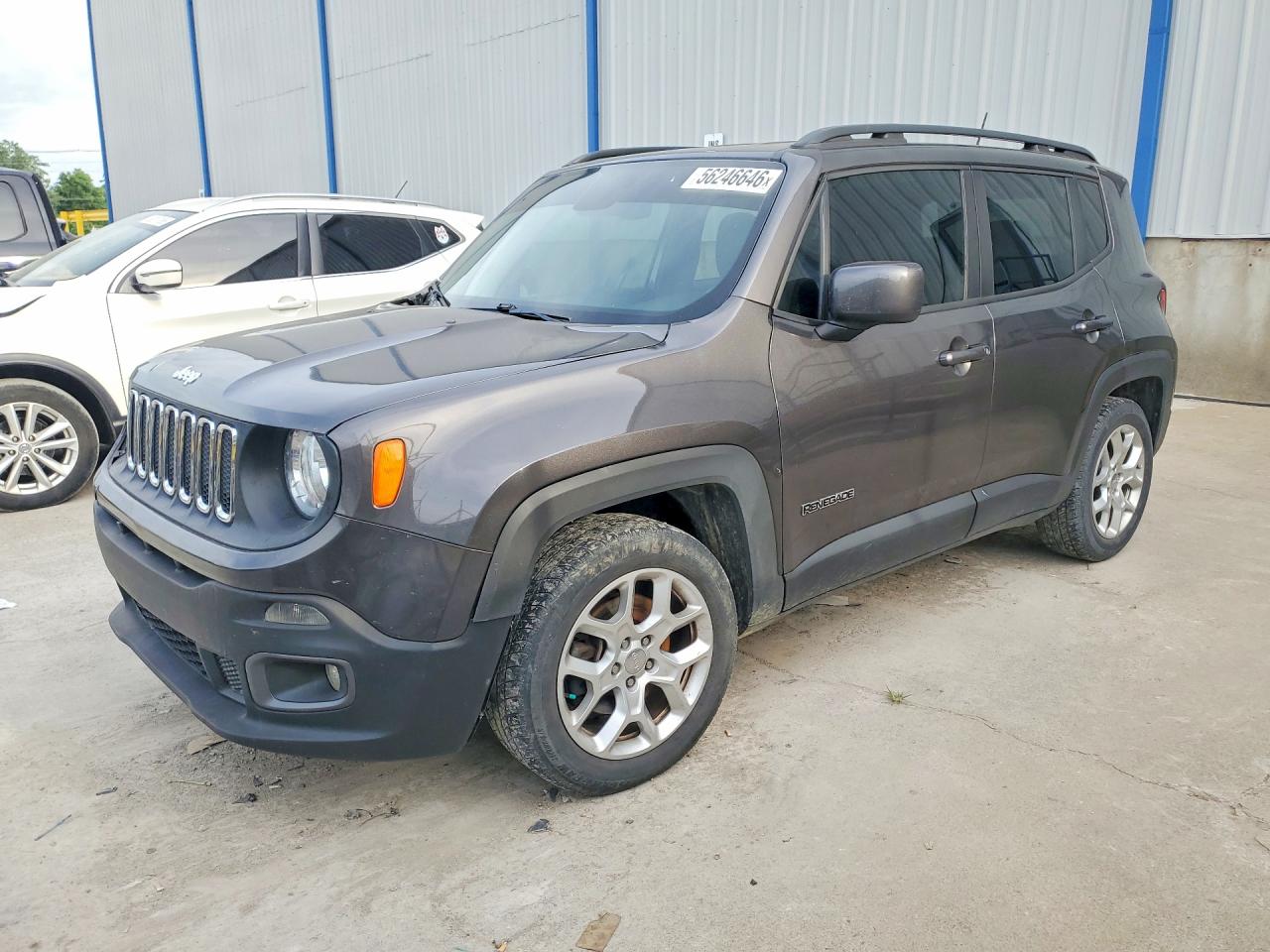 Salvage Jeep Renegade Image