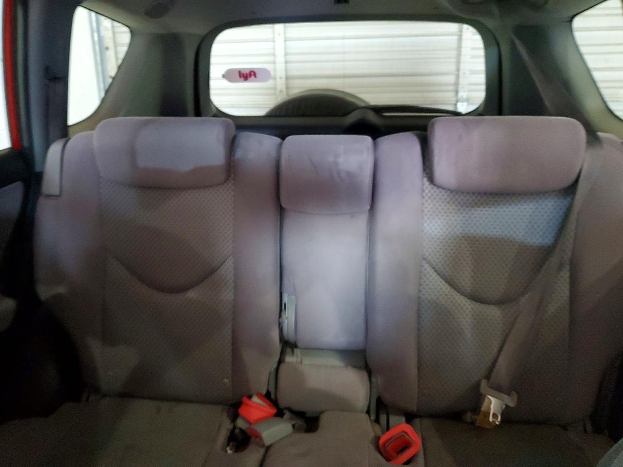 Toyota RAV4 Base