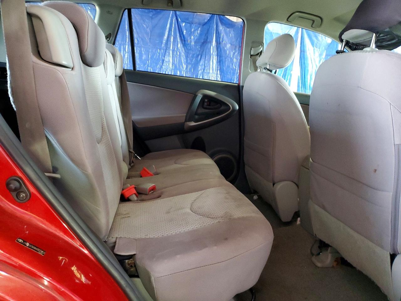 Toyota RAV4 Base