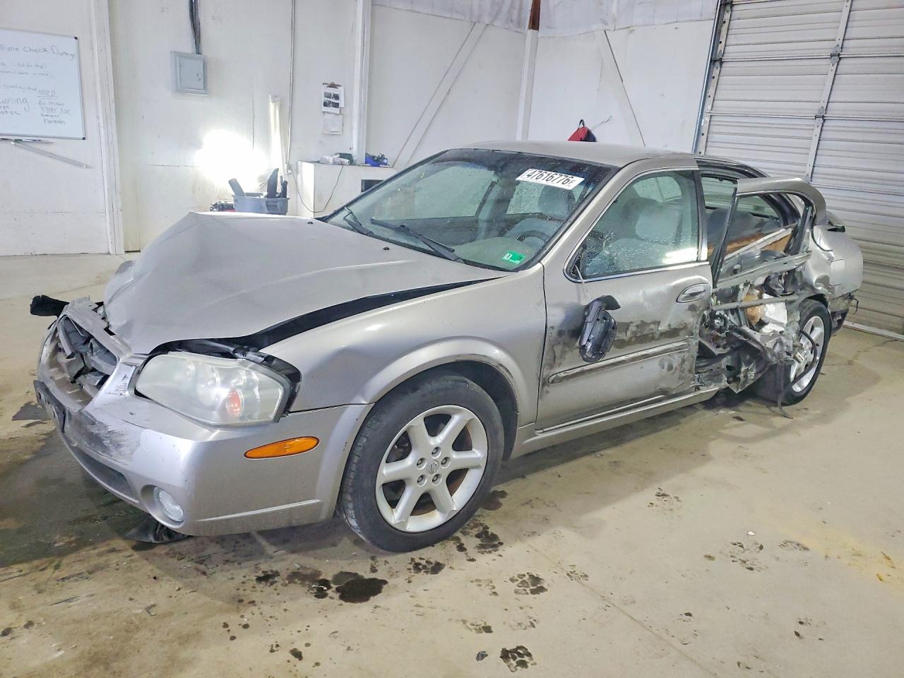 Salvage Nissan Maxima Image