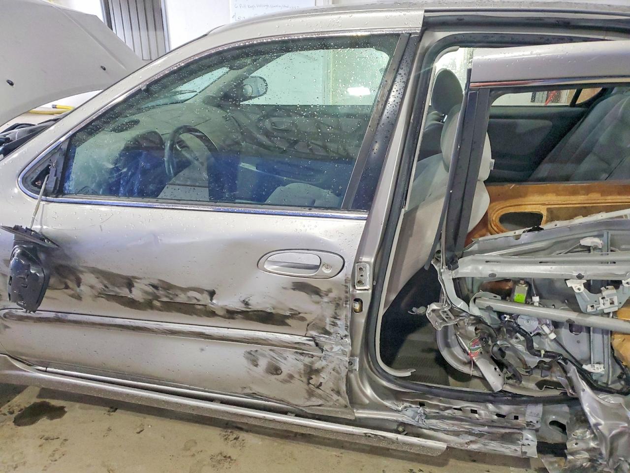 Nissan Maxima Gxe