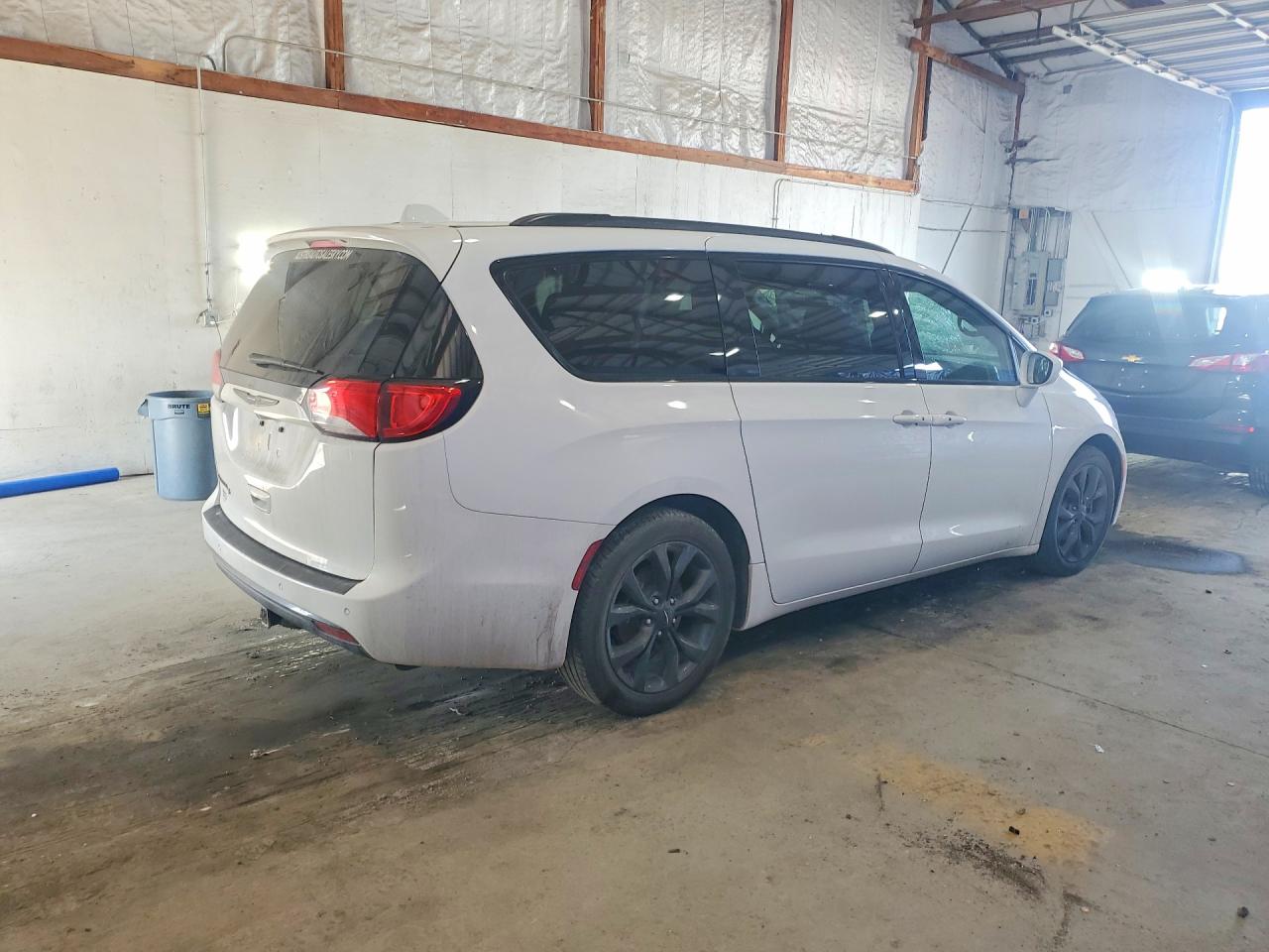 Chrysler Pacifica Touring Plus