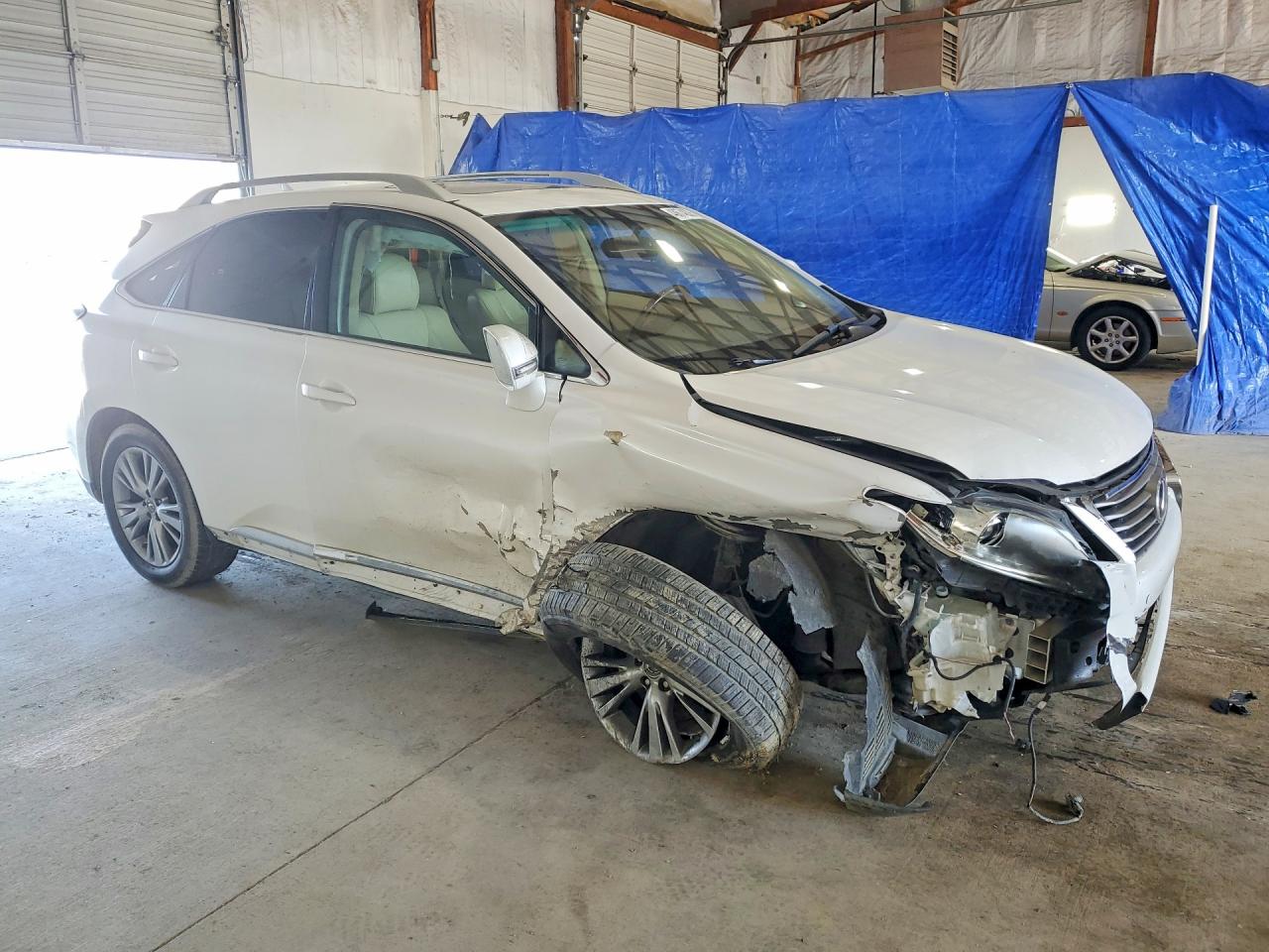 Lexus RX Base