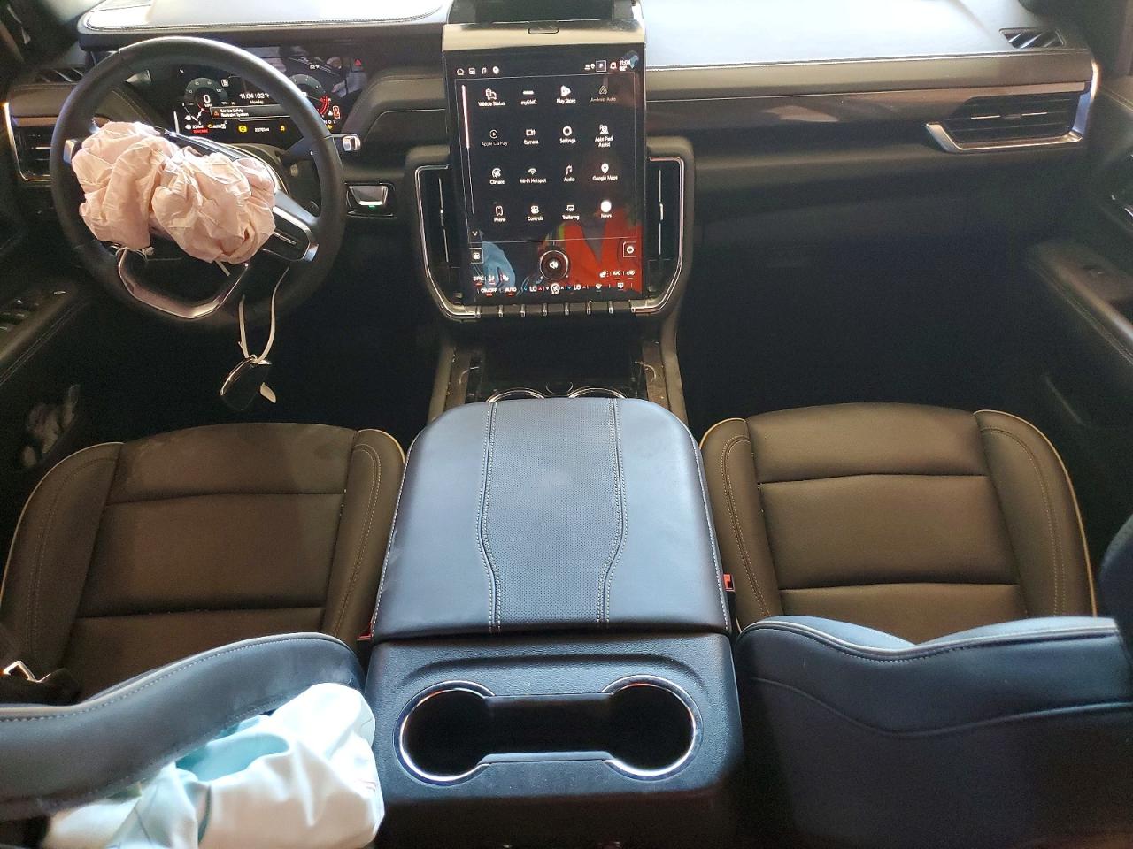 GMC Yukon Elevation